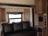 2015 Gulf Stream Vista Cruiser Photo #4