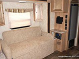 2016 Gulf Stream Vista Cruiser Photo #3