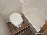 2016 Gulf Stream Vista Cruiser Photo #17
