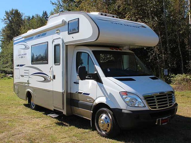 2008 Gulf Stream Vista Cruiser Photo