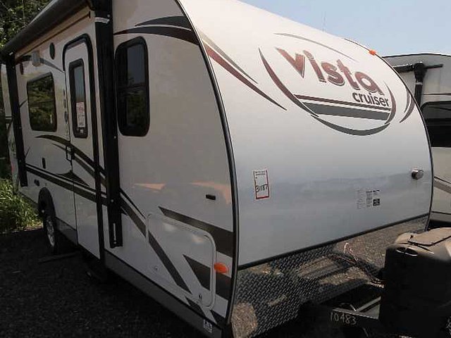 2015 Gulf Stream Vista Cruiser Photo