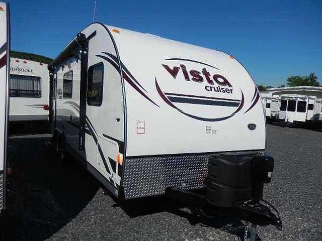 2015 Gulf Stream Vista Cruiser Photo