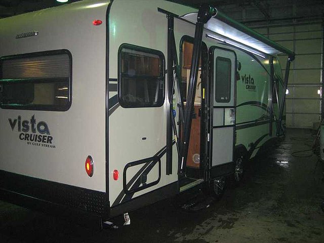 2015 Gulf Stream Vista Cruiser Photo