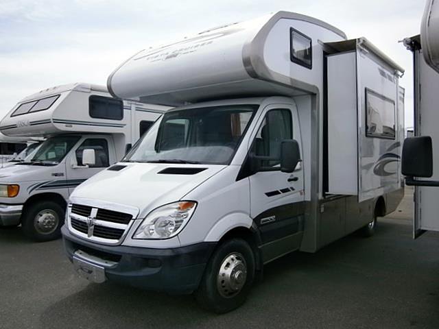 2008 Gulf Stream Vista Cruiser Photo