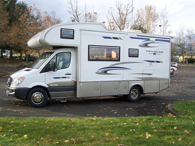 2008 Gulf Stream Vista Cruiser Photo