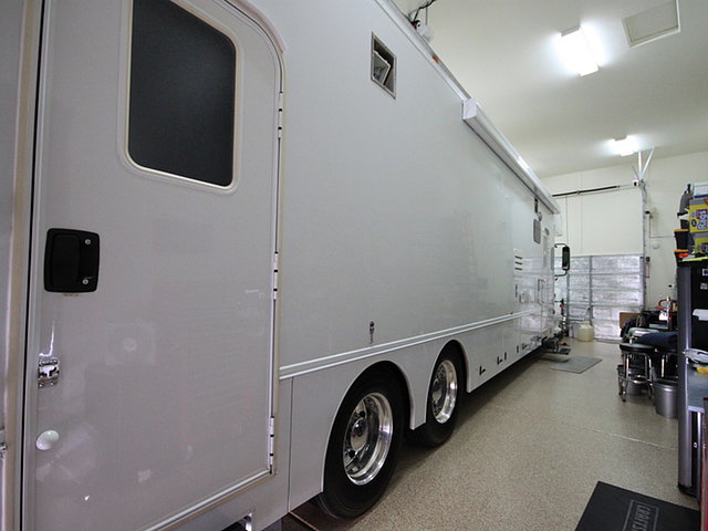 07 Haulmark Motor Garage