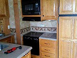 2009 Heartland Bighorn Photo #4