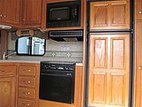 2007 Heartland Bighorn Photo #8