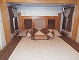 2006 Heartland Bighorn Photo #14