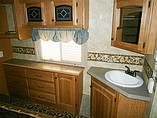 2008 Heartland Bighorn Photo #13