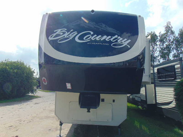 16 Heartland Big Country