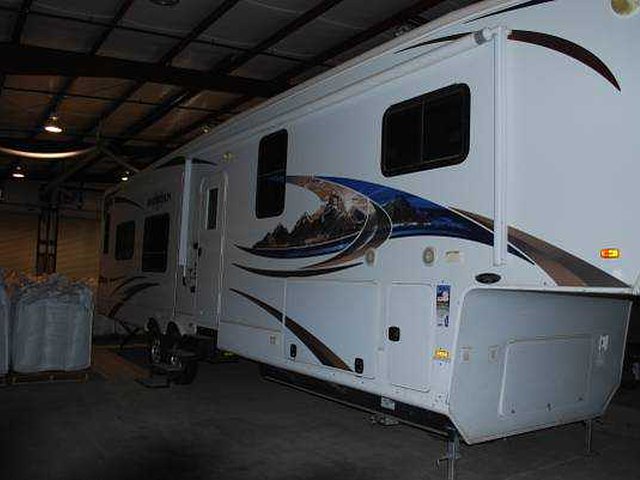 2011 Heartland Heartland Photo