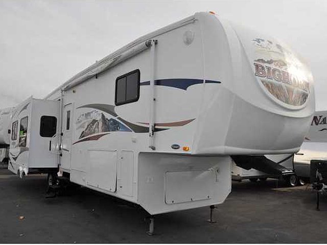 08 Heartland Bighorn