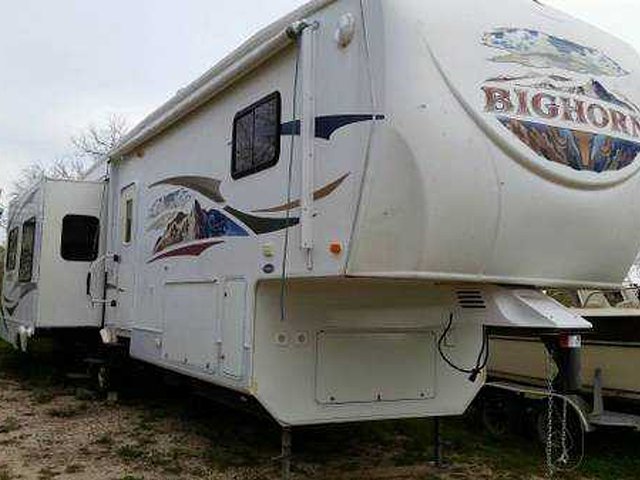 2009 Heartland Bighorn Photo