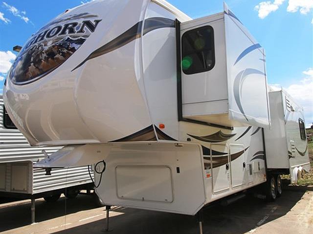 2013 Heartland Bighorn Photo