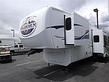 2008 Heartland Bighorn Photo #2