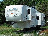 2006 Heartland Bighorn Photo #2
