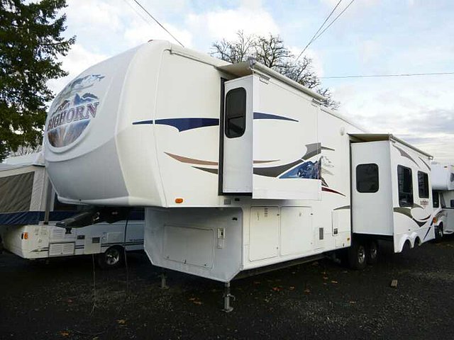 08 Heartland Bighorn