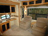 2010 Heartland Bighorn Photo #7
