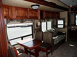 2011 Heartland Bighorn Photo #4