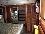 2011 Heartland Bighorn Photo #8