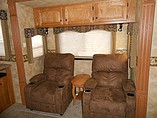 2009 Heartland Bighorn Photo #11