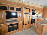2010 Heartland Bighorn Photo #9