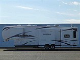 2011 Heartland Bighorn Photo #26