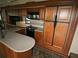 2011 Heartland Bighorn Photo #3