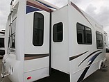 2011 Heartland Bighorn Photo #10