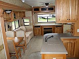 2009 Heartland Bighorn Photo #7