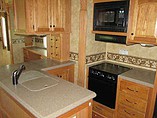 2009 Heartland Bighorn Photo #6