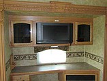 2009 Heartland Bighorn Photo #12