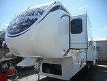 2011 Heartland Bighorn Photo #2