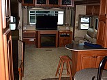 2011 Heartland Bighorn Photo #20