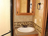 2008 Heartland Bighorn Photo #28