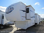 2008 Heartland Bighorn Photo #2