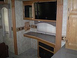 2009 Heartland Bighorn Photo #4