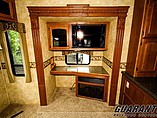 2010 Heartland Bighorn Photo #8