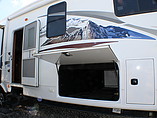 2010 Heartland Bighorn Photo #5