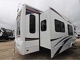 2012 Heartland Bighorn Photo #5