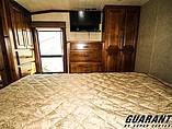 2016 Heartland Bighorn Photo #16