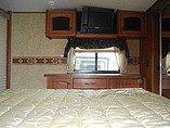 2011 Heartland Bighorn Photo #10