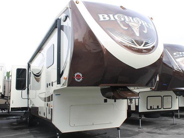 16 Heartland Bighorn