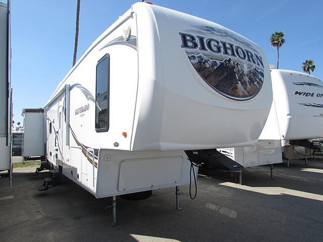 2012 Heartland Bighorn Silverado Photo