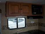 2011 Heartland Caliber Photo #9