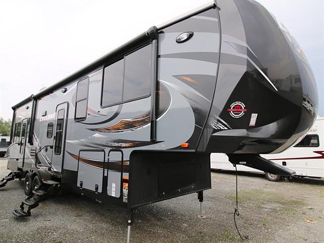 16 Heartland Cyclone