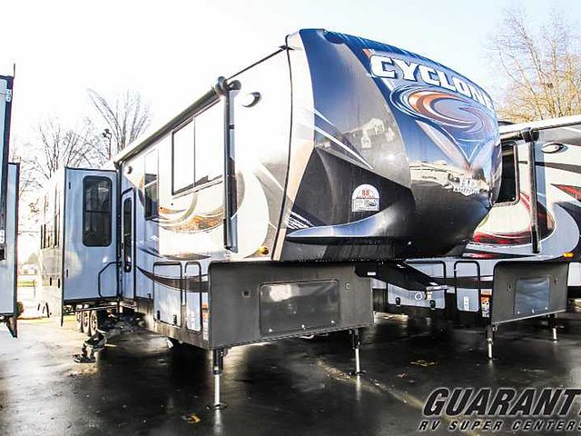 15 Heartland Cyclone
