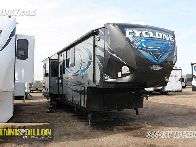 15 Heartland Cyclone