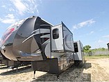 16 Heartland Cyclone